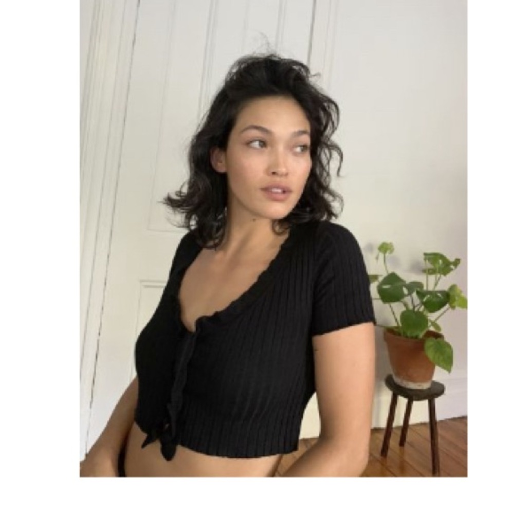 Cropped ruffle sweater
